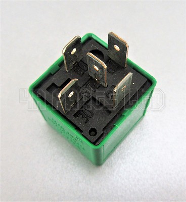 Rover MG Land Rover Green Relay YWB10031 V32134-A52-X141 V12 Siemens/ Tyco - Image 4