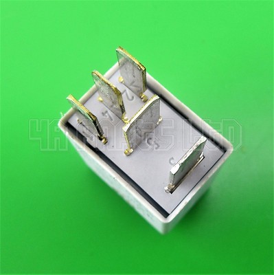 Vauxhall Vectra Zafira Multi Use Grey Relay GM 13100504 Bosch 0332201100 - Image 4