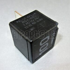Audi VW Seat Skoda Black-100 Contact Close Relay 95VW10K705CA/ 7M0951253A
