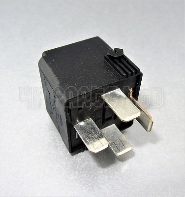 Mercedes S C E A Class Multi-Use Black Relay A0025421319 4RA00779100 Hella - Image 2