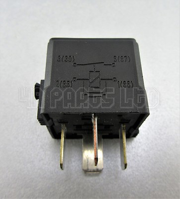 Mercedes S C E A Class Multi-Use Black Relay A0025421319 4RA00779100 Hella - Image 3