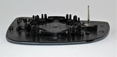 VW Passat (11-13) Passat-CC (09-12) Left Side Heated Door Mirror Glass - Image 3