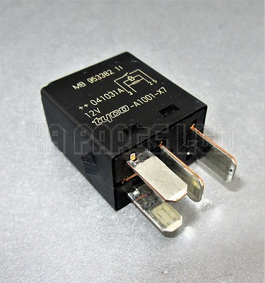 Volvo S80 S60 V70 S40 V40 850 Black Relay MB 95338211 Siemens-A1001-X7 - Image 2