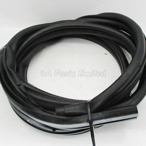 Nissan Primera WP11 (96-01) Estate Rear Right Side Door Frame Rubber Seal