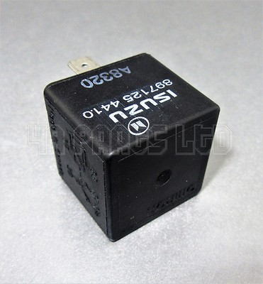 Genuine Isuzu Trooper Multi-Use Black Relay 8971254410 5-Pin OMRON Canada