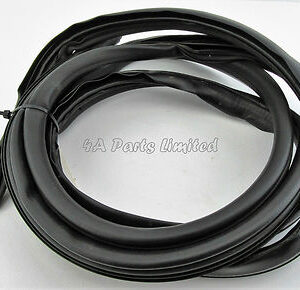 Kia Sedona MK II (1999-2006) MPV Rear Right Side Door Frame Rubber Seal