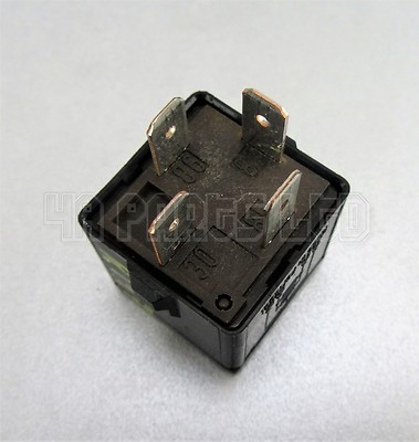 Mitsubishi Volvo Dodge Multi-Use Black Relay MB 953381 V23134-B52-X240 - Image 5