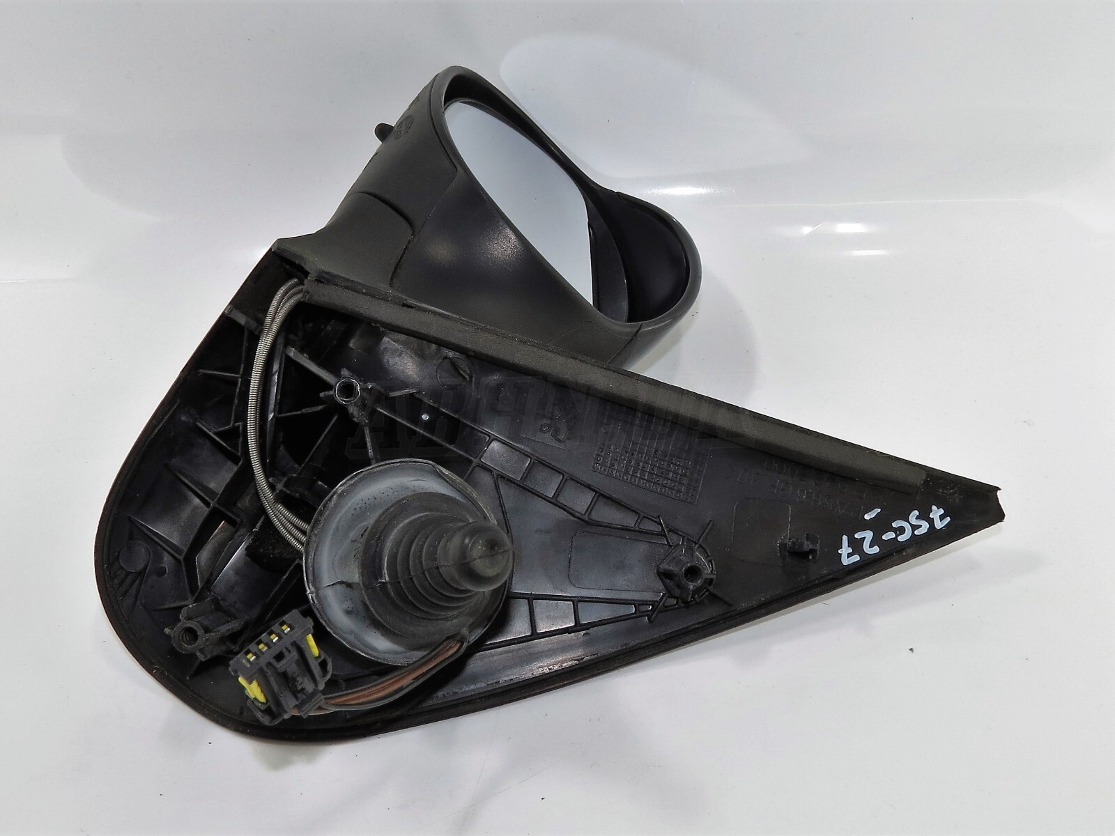 Peugeot 206 (02-09) Left Side Manual Door Mirror Black 96480979XT + Temp Sensor - Image 13