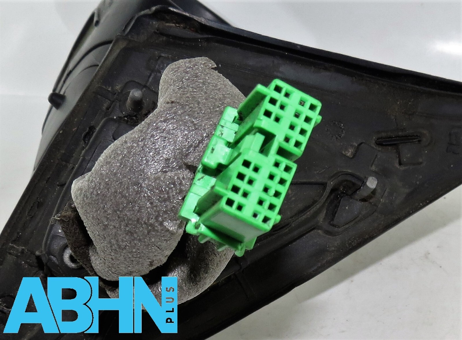 Volvo S60 (00-03) V70 (99- 03) Left Side Electric Heated Wing Mirror Met Silver - Image 11