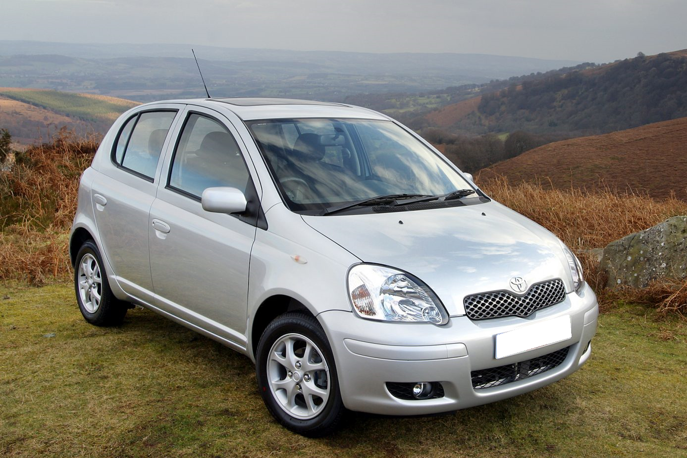 Toyota Yaris MK1 Vitz /99-05 Right Side Electric Wing Mirror Met Silver 3-Wires - Image 2