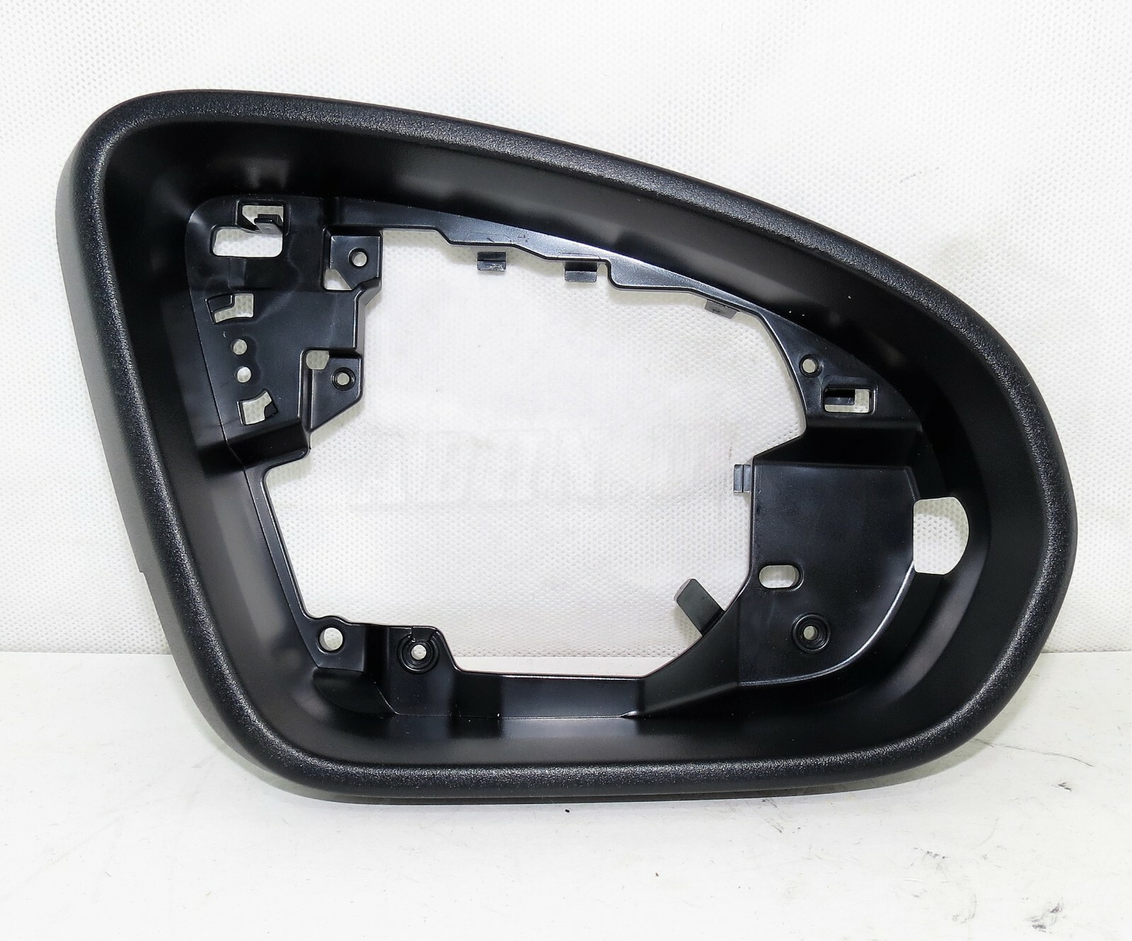 Mercedes A Class W177 Genuine Right Hand Side Door Wing Mirror Bezel Mould Trim - Image 4