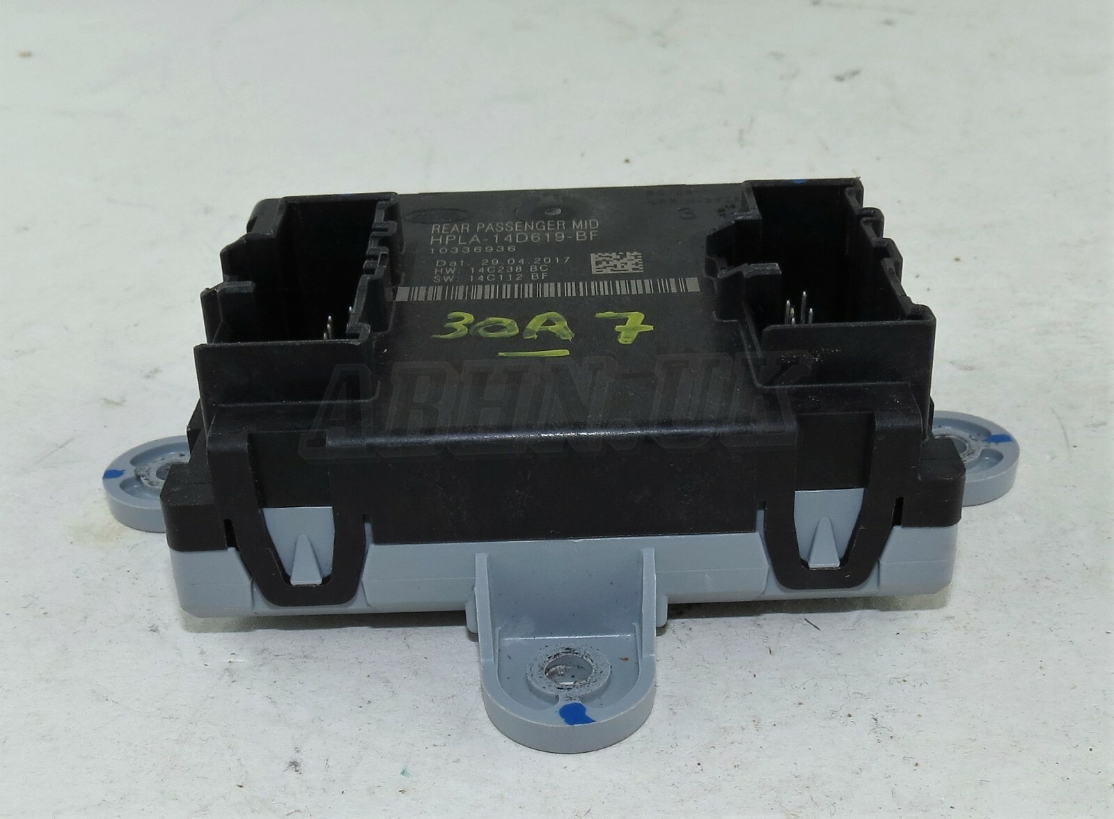 Land Rover Discovery 5 L462 /15-22 Rear Passenger Door MID Module HPLA-14D619-BF - Image 2