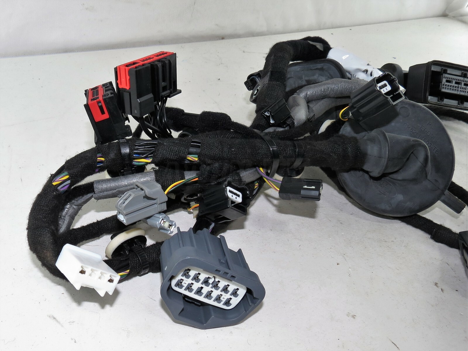 Range Rover Velar L560 Rear Right Side Door Wiring Loom/ Harness M8A2-14632-AA1 - Image 2