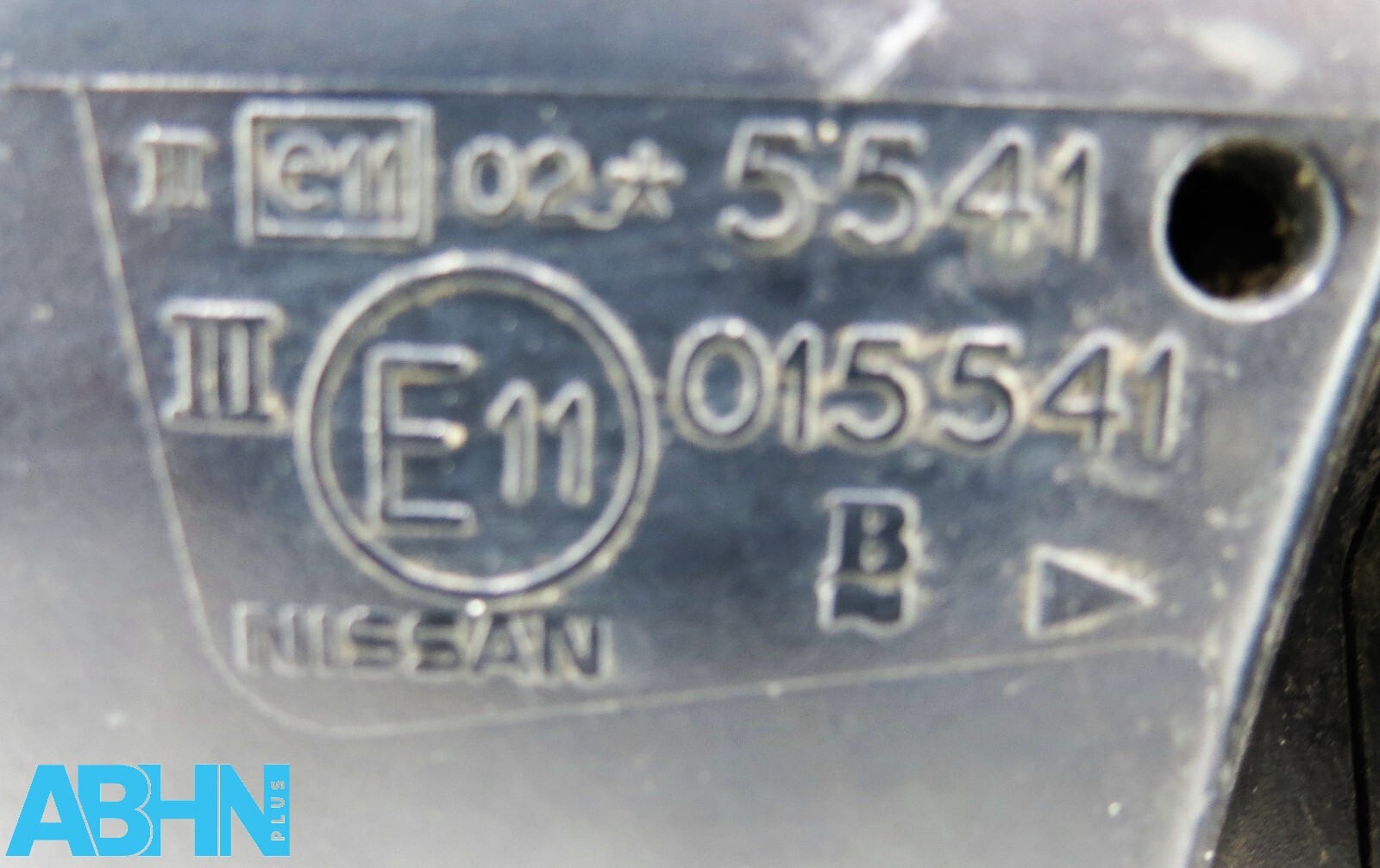 Nissan Almera Tino V10 (2000- 2006) Left Side Electric Door Mirror Metallic Grey - Image 10