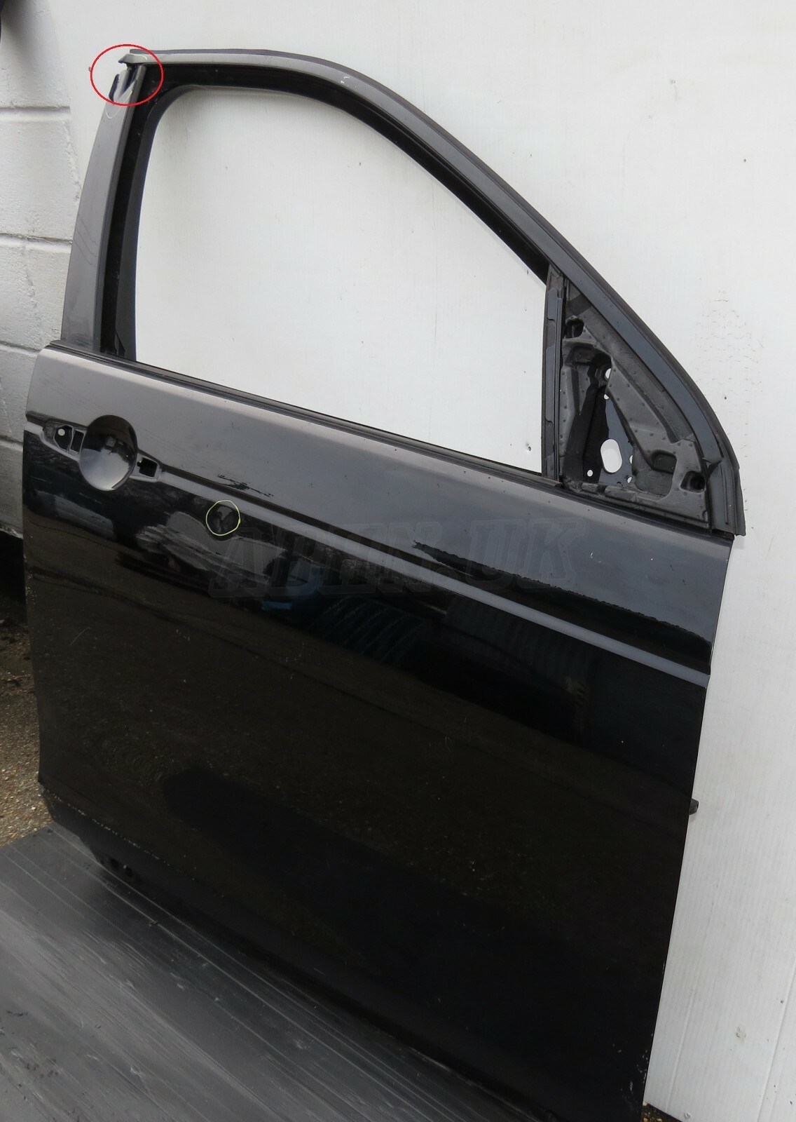Land Discovery Sport L550 Genuine Front Right Side Bare Door Panel in Narvik Blk - Image 3