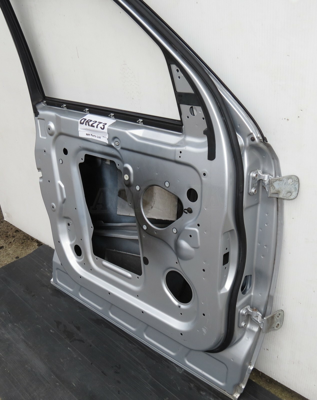 Range Rover Sport L320 Genuine Front Left Side Bare Door Panel Metallic Silver - Image 9