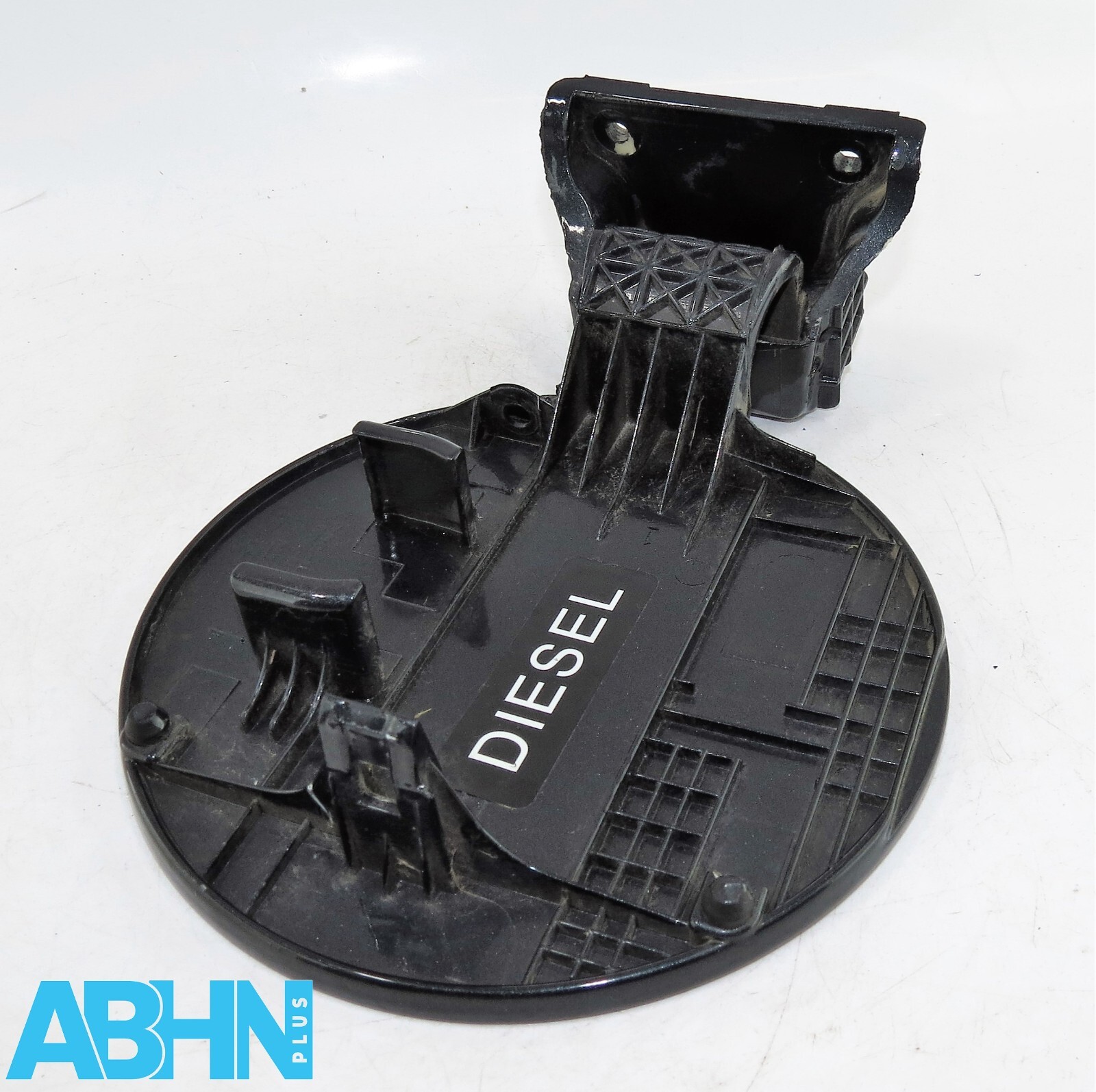 Hyundai Santa Fe CM Mk2 (06-12) Fuel Filler Flap Cover 69510-2B000 Met Dark Grey - Image 4