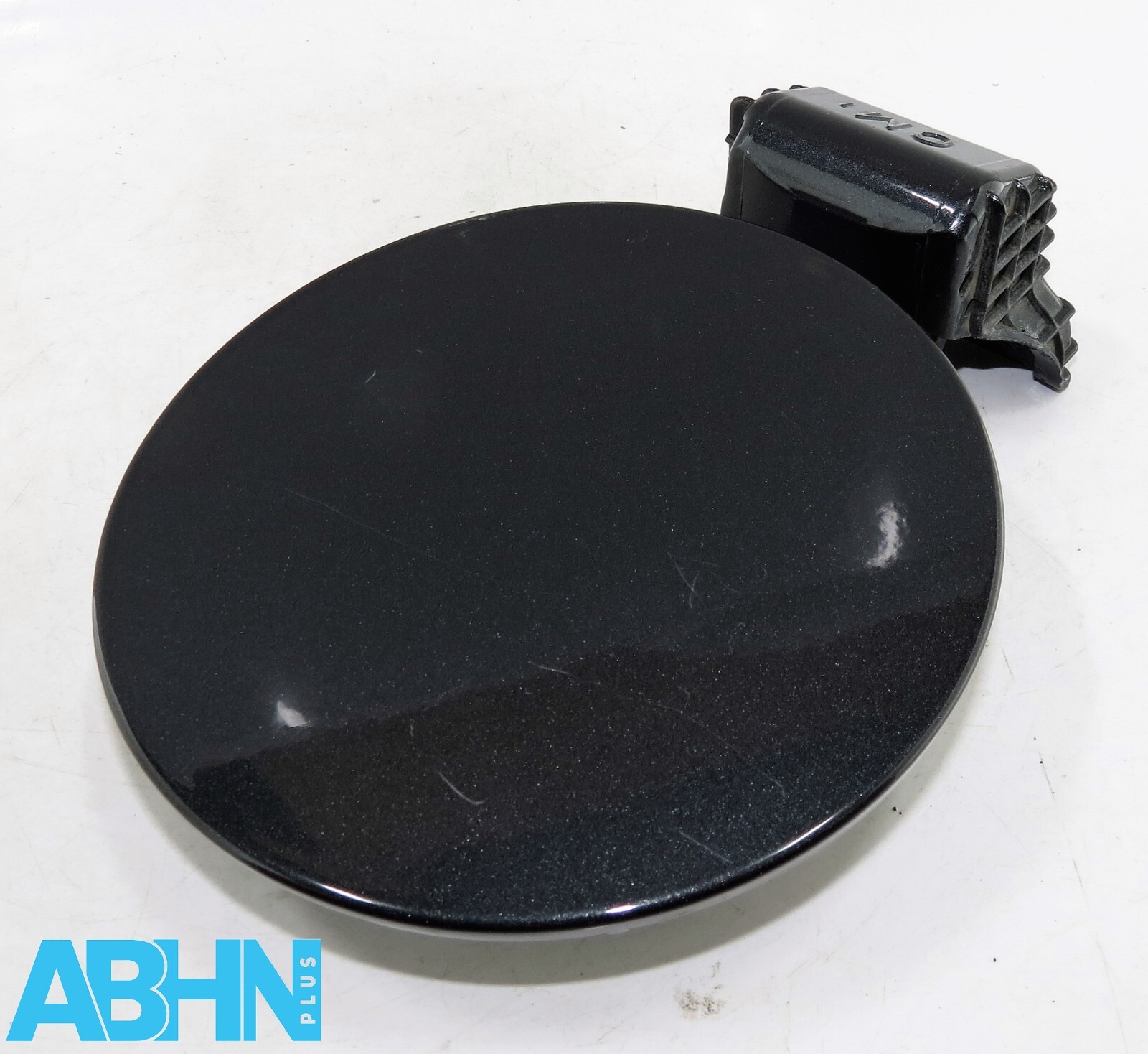 Hyundai Santa Fe CM Mk2 (06-12) Fuel Filler Flap Cover 69510-2B000 Met Dark Grey - Image 8