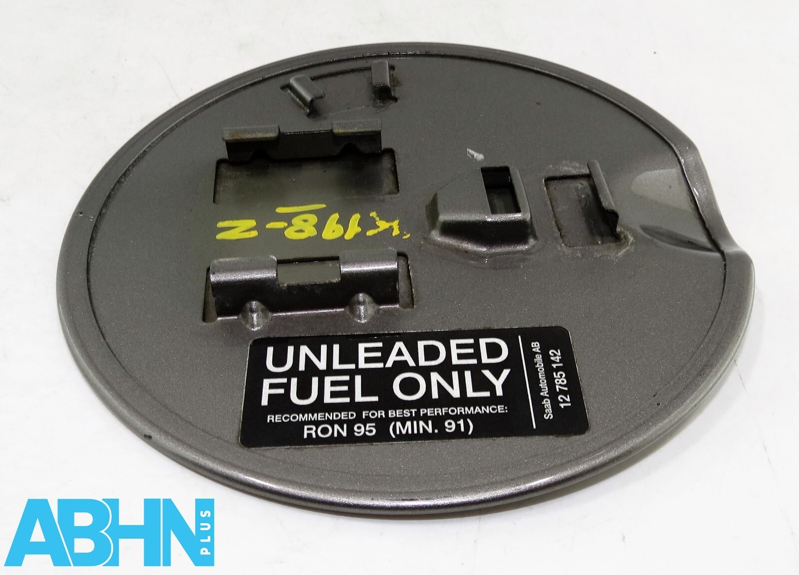 Saab 9-3 YS3F (02-12) Saloon & Convertible Fill-in Fuel Flap Cover Light Grey - Image 6