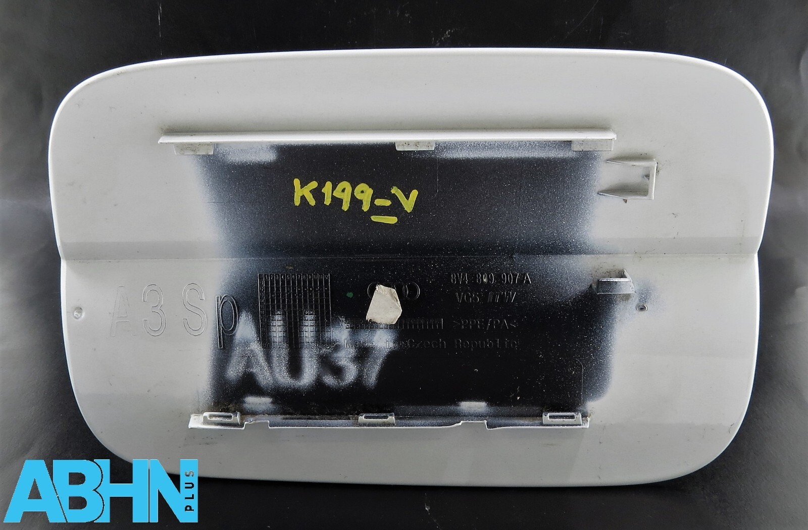 Audi A3 SP S3 Sport 8V (2013-2020) Hatchback Fuel Flap Cover 8V4809907A White - Image 2