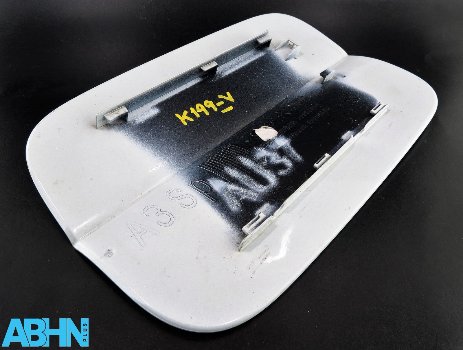 Audi A3 SP S3 Sport 8V (2013-2020) Hatchback Fuel Flap Cover 8V4809907A White - Image 4