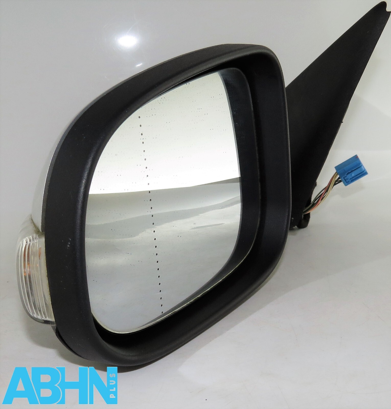 Volvo V50 MK2 (07 - 12) Left Side Electric Heated Door Mirror Met Silver 8-Wires - Image 5