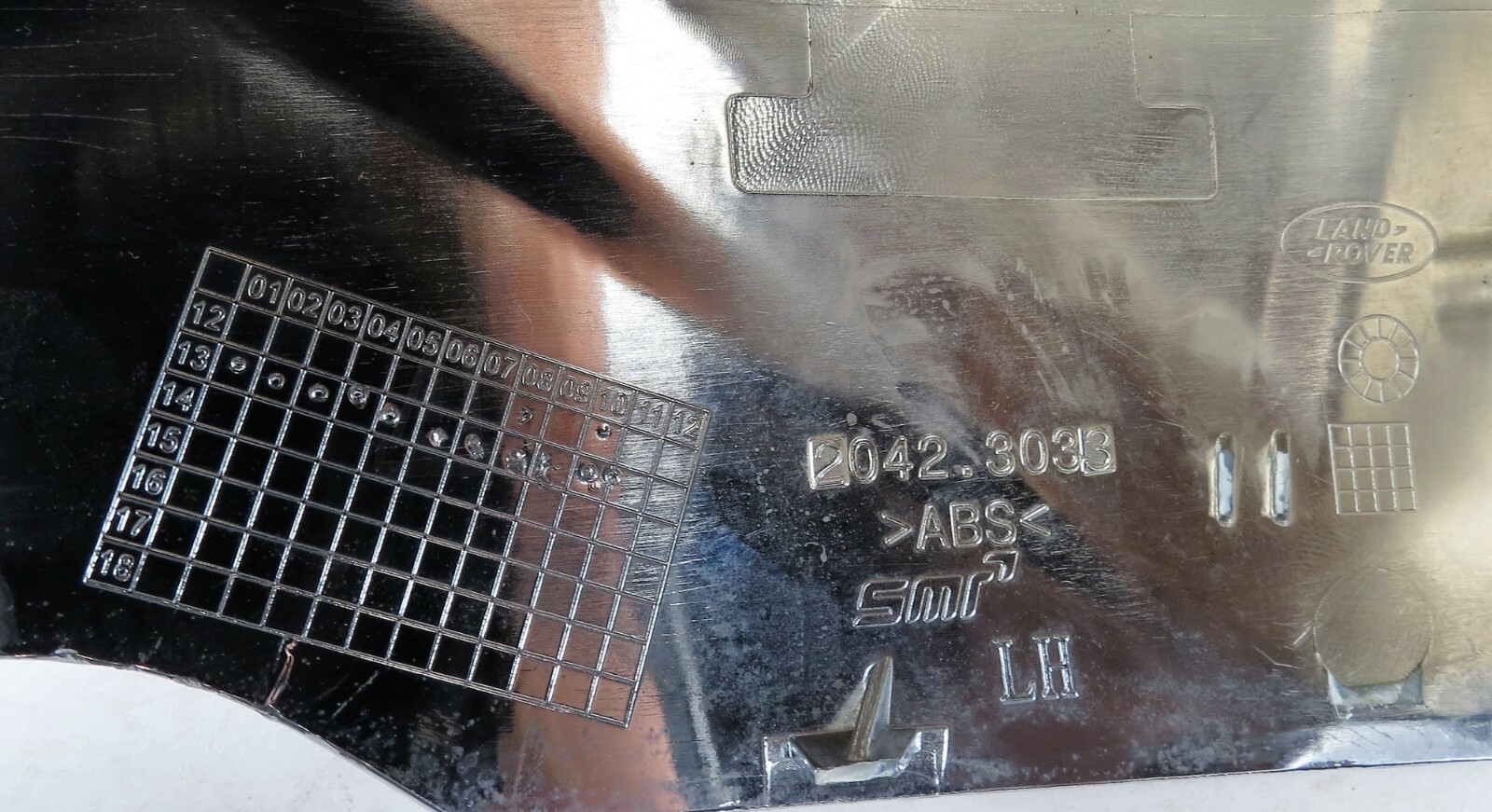 Genuine Land Rover Range Rover L494 405 L462 Left Side Door Mirror Cover Chrome - Image 7