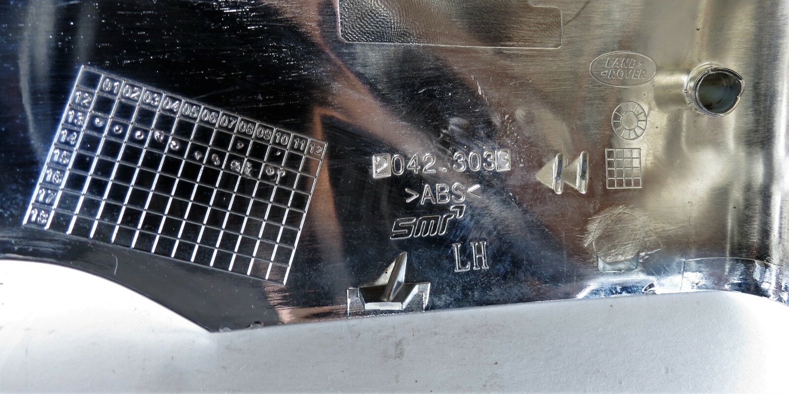 Genuine Land Rover Range Rover 405 L462 L494 Left Side Door Mirror Cover Chrome - Image 7