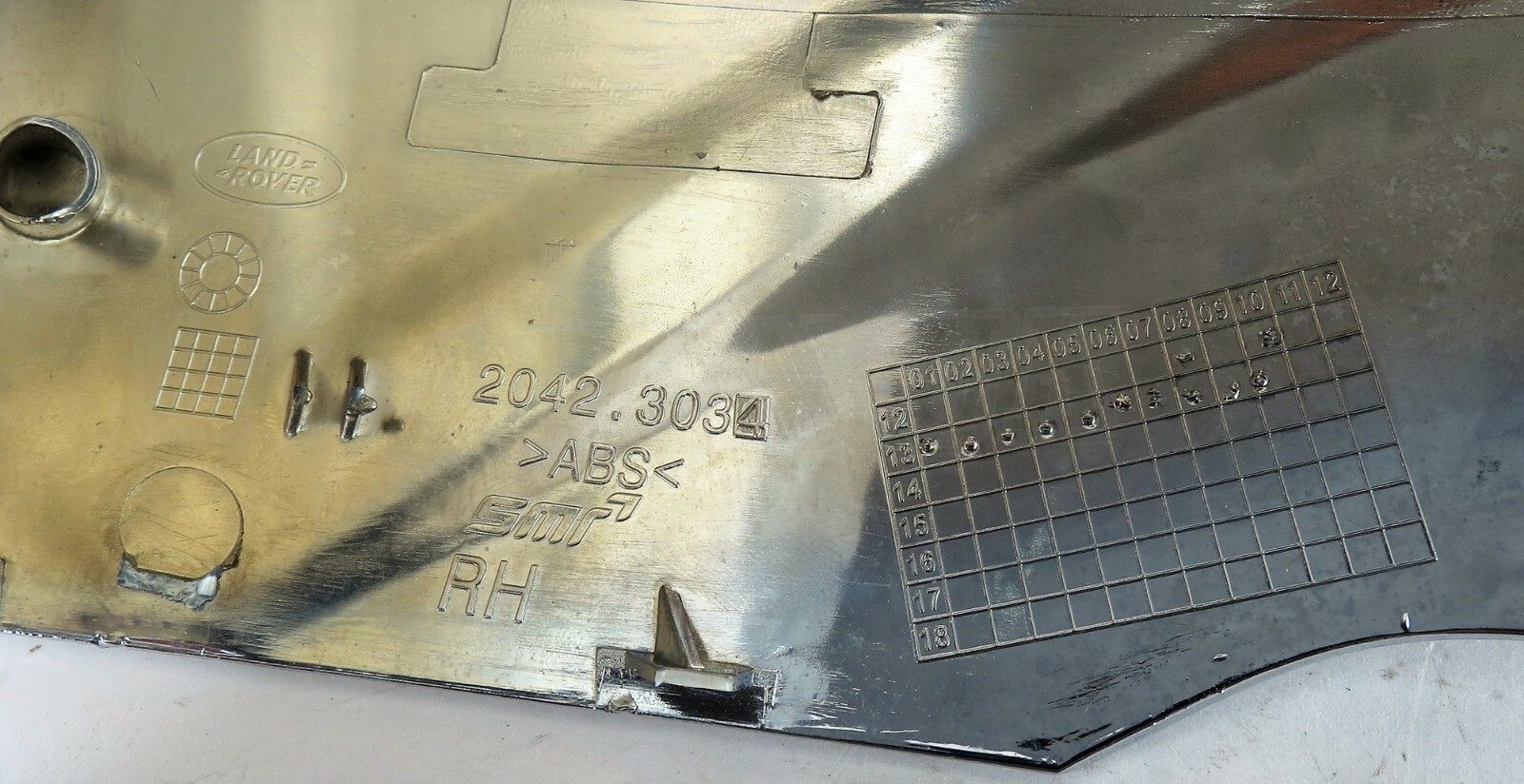 Land Rover Range Rover L494 405 Discovery 5 Right Side Door Mirror Cover Chrome - Image 7