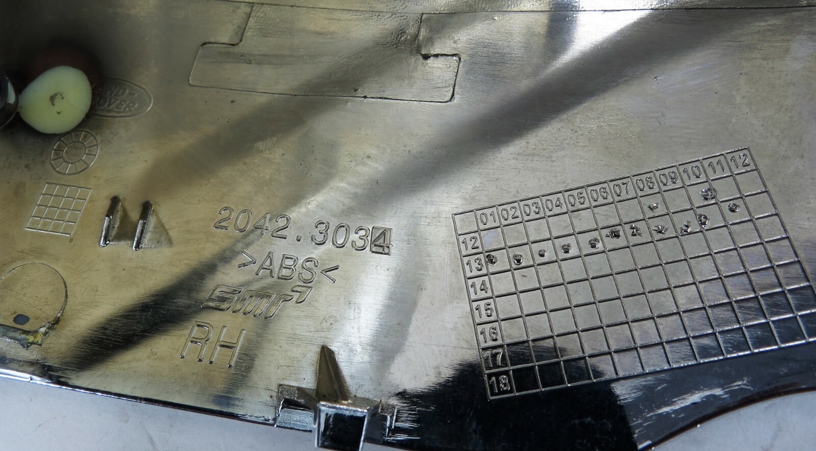 Land Rover Range Rover 405 L494 Discovery 5 Right Side Door Mirror Cover Chrome - Image 6