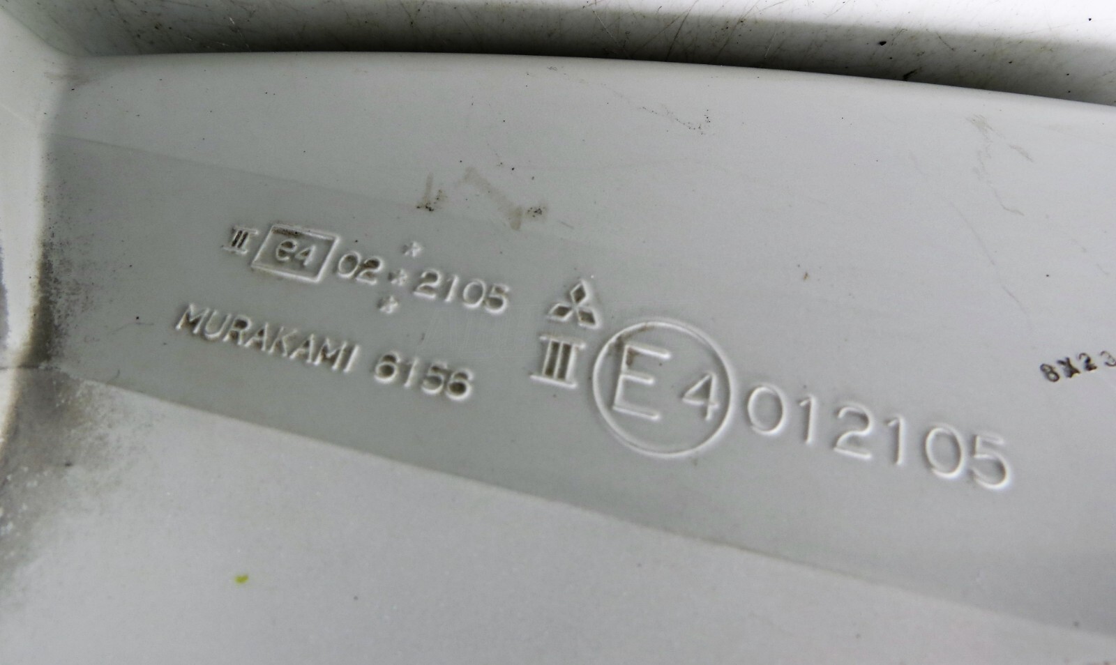 Mitsubishi Grandis Chariot (97-04) Left Side Power Folding Door Mirror Met White - Image 18