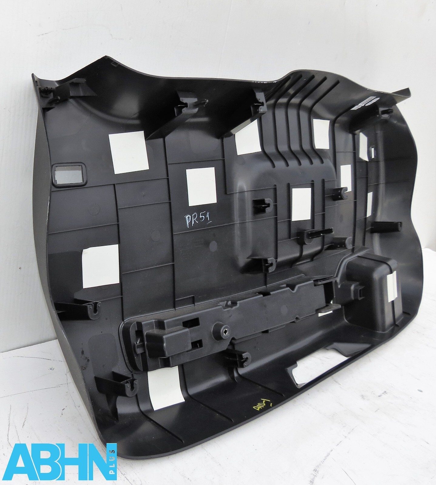 FK72-4559-AG LR Discovery Sport L550 Tailgate Boot Interior Plastic Trim Cover - Image 4