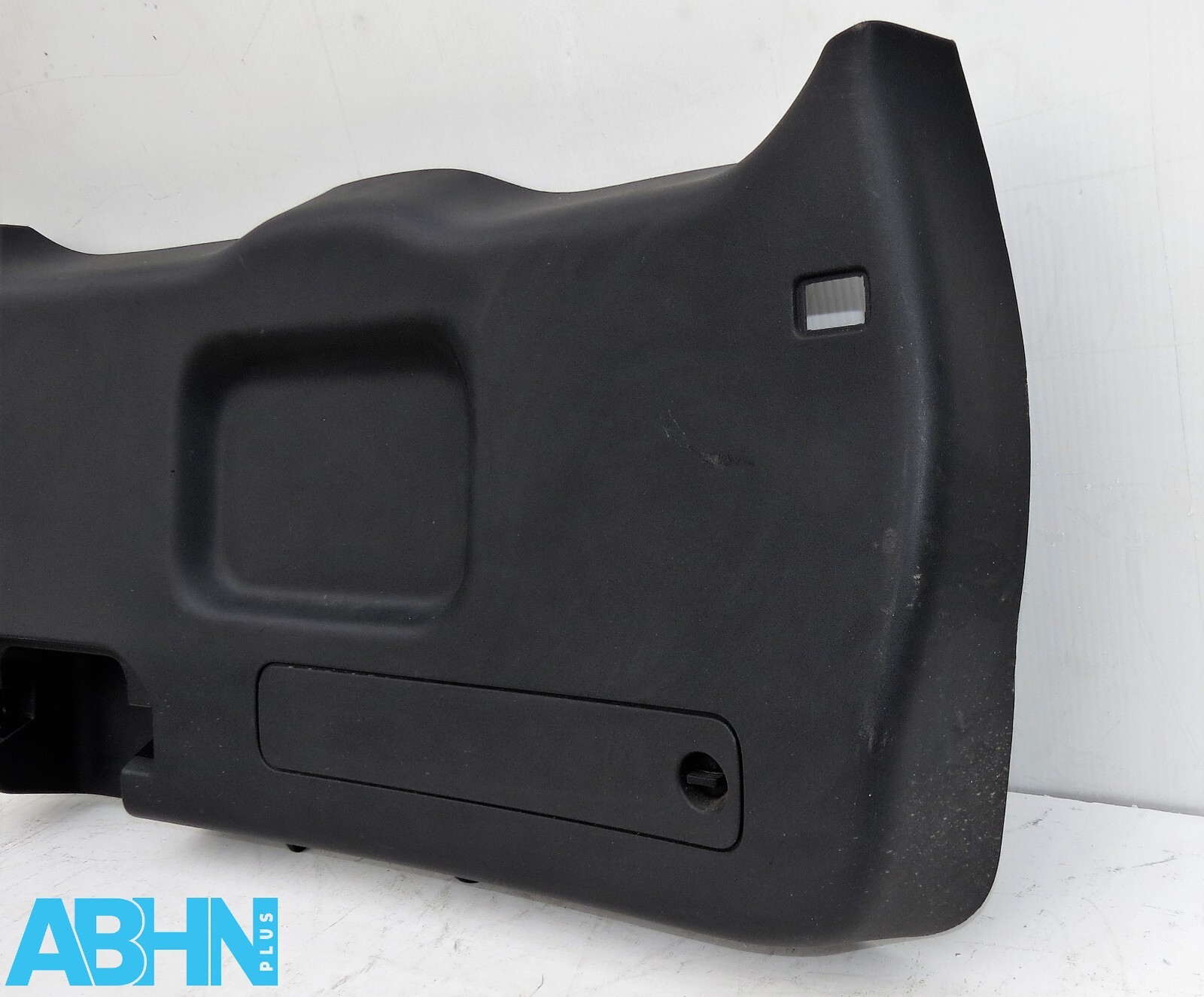 FK72-4559-AG LR Discovery Sport L550 Tailgate Boot Interior Plastic Trim Cover - Image 5