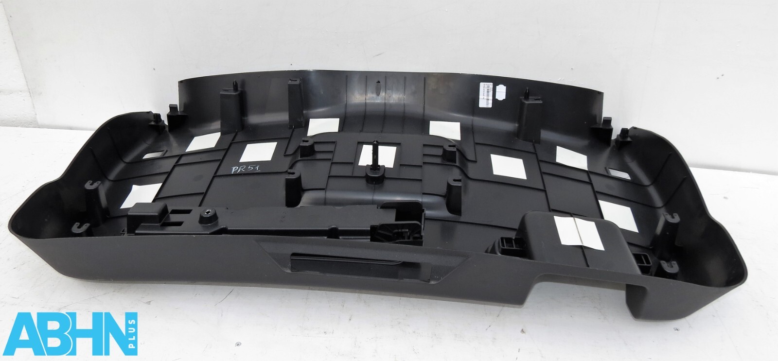 FK72-4559-AG LR Discovery Sport L550 Tailgate Boot Interior Plastic Trim Cover - Image 8