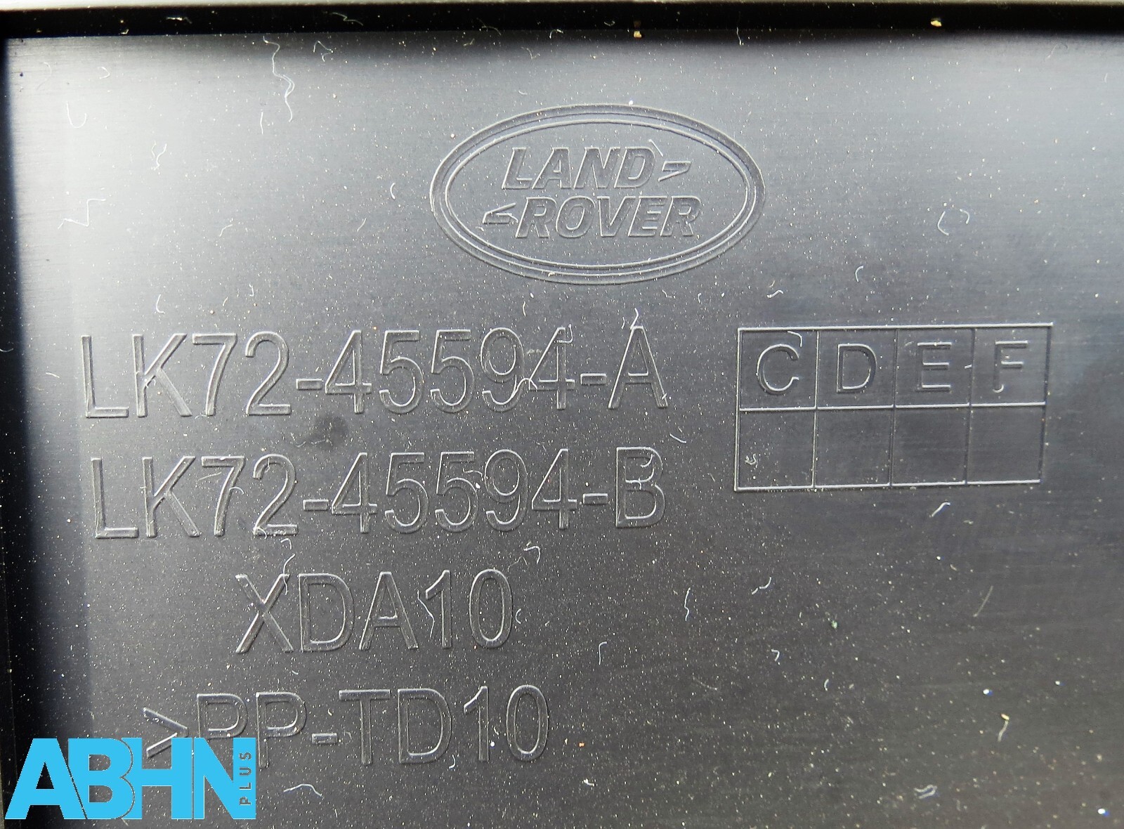 FK72-4559-AG LR Discovery Sport L550 Tailgate Boot Interior Plastic Trim Cover - Image 9