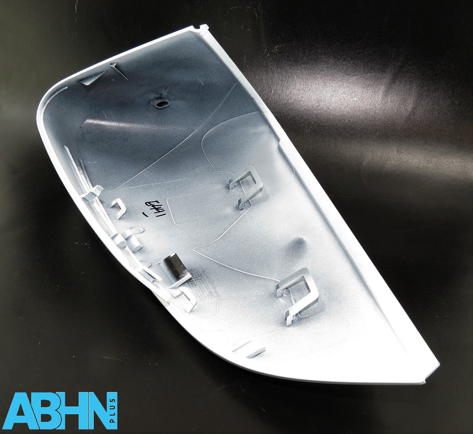 11B.857.538 VW ID.4 ID.5 Genuine Right Side LHD Wing Mirror Cover Solid White 2 - Image 4