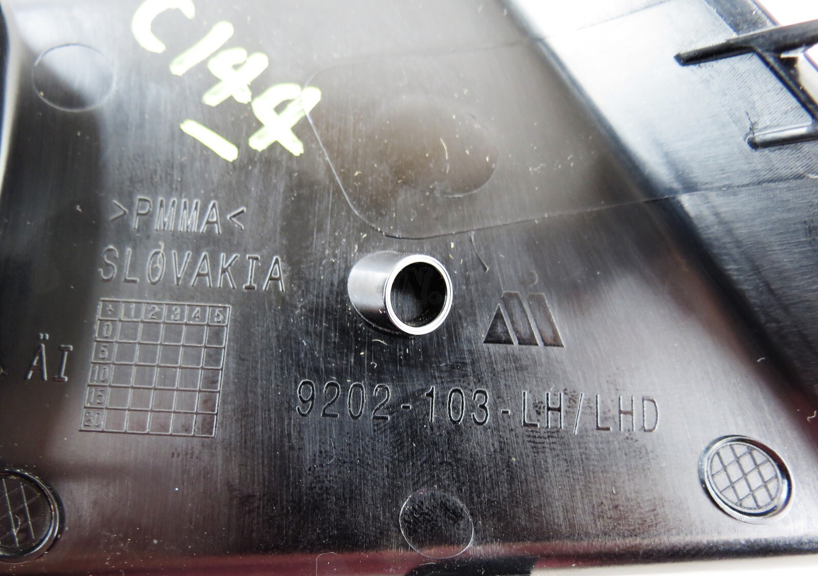 Range Rover Evoque L551 Left Side Door Mirror Base Bottom Cover 9202-103 LH/ LHD - Image 5