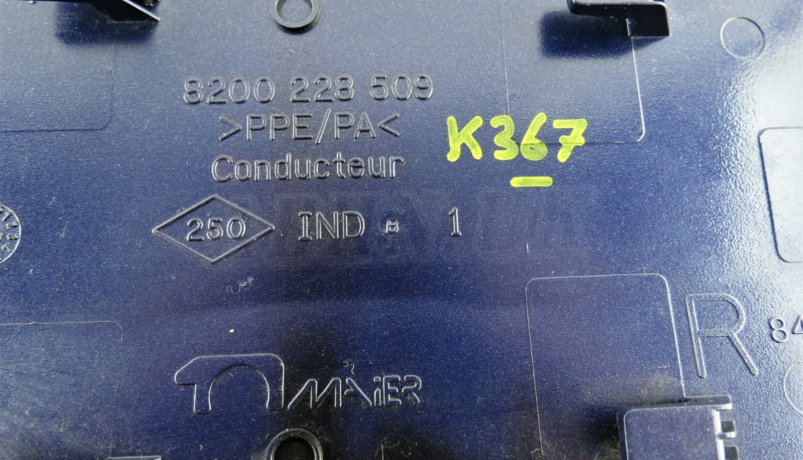 Renault Scenic II MK2 (03-09) Fuel Flap Cover 8200228509 Ink Blue Incre F43 - Image 6