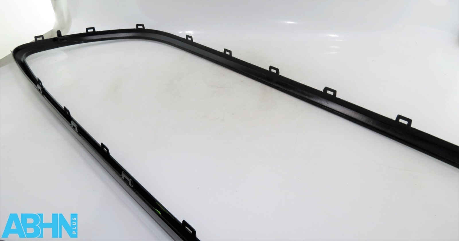 9450552 Mini Cooper Classic LCi Genuine Front Bumper Surround Trim Gloss Black - Image 6