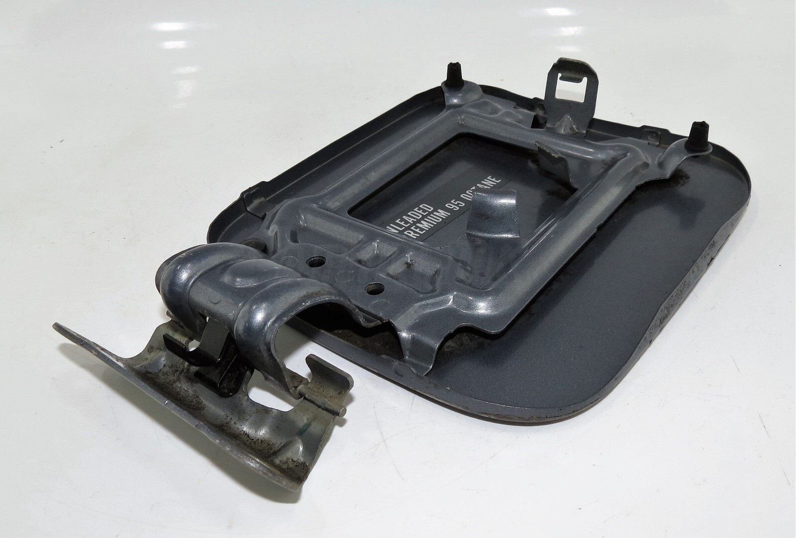 Nissan Qashqai MK1 J10 (2007-2013) SUV Fuel Flap Cover Metallic Medium Grey - Image 5