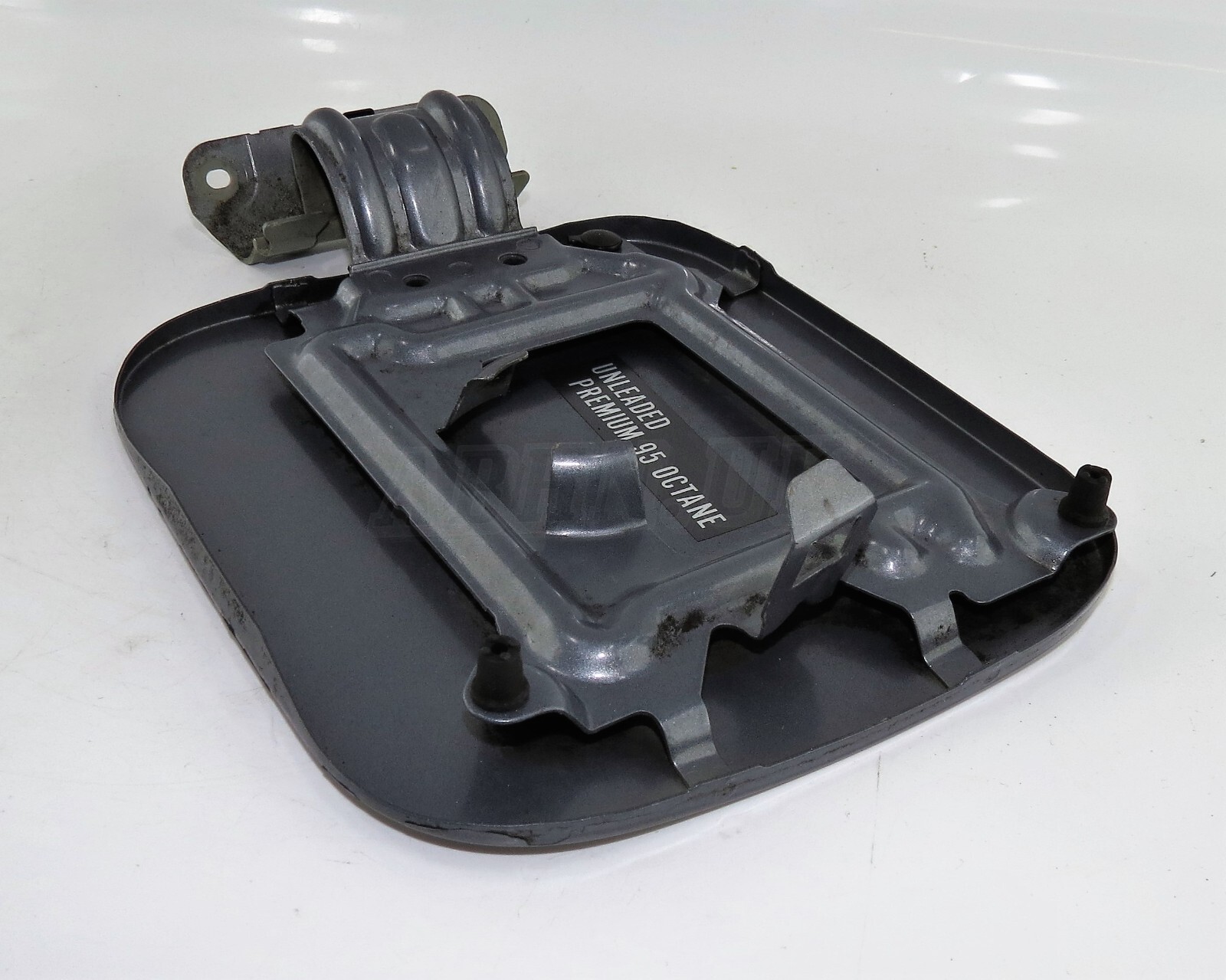 Nissan Qashqai MK1 J10 (2007-2013) SUV Fuel Flap Cover Metallic Medium Grey - Image 6