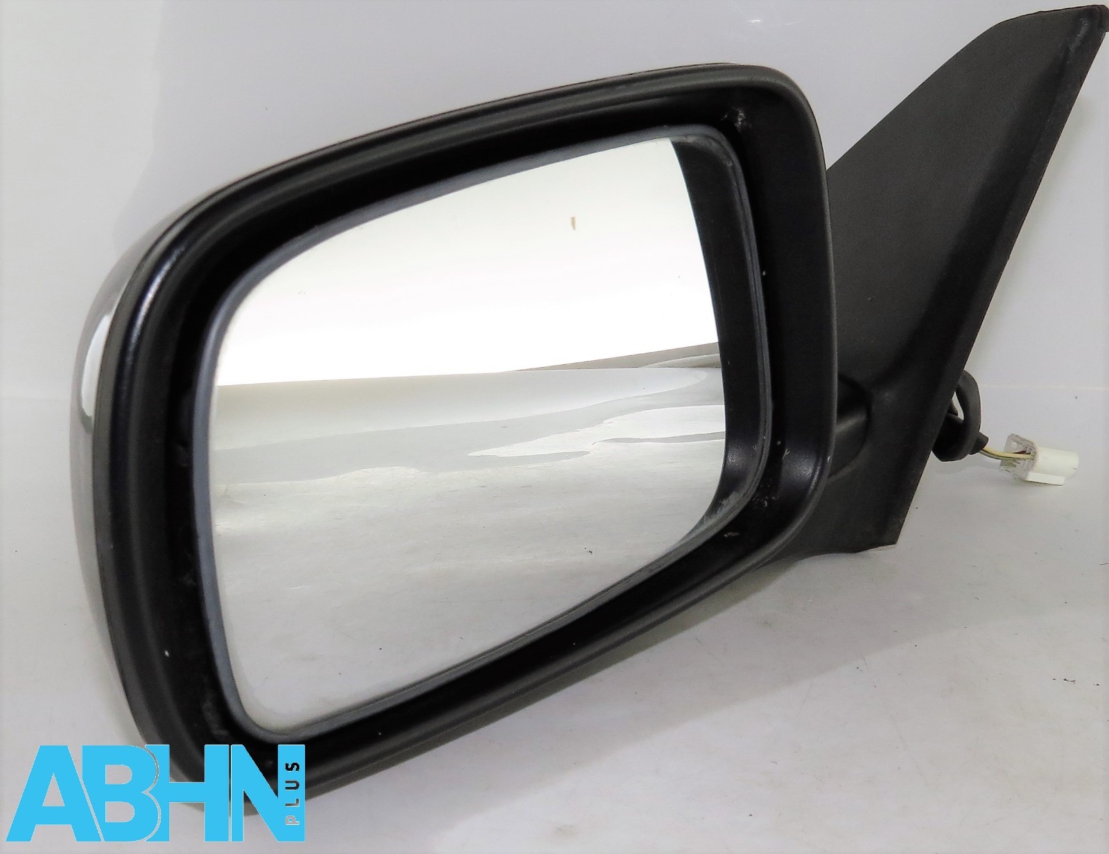 Toyota Avensis T25 (03-06) Left Side Electric Door Mirror 87902-05130 Black - Image 5