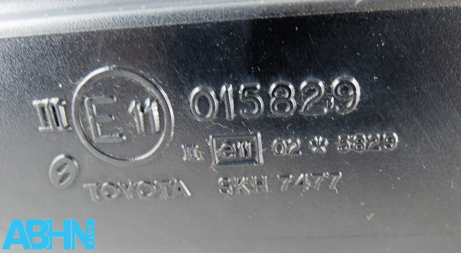 Toyota Avensis T25 (03-06) Left Side Electric Door Mirror 87902-05130 Black - Image 9