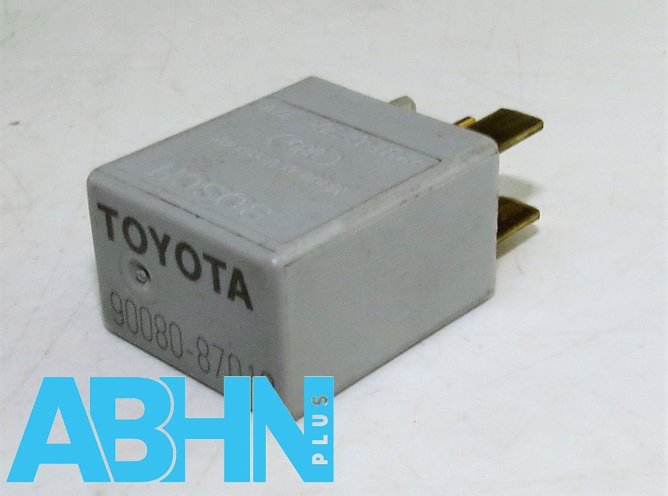 Toyota Avensis Corolla RV4 Yaris Silver Relay Bosch 0332011001/ 90080-87019 - Image 6