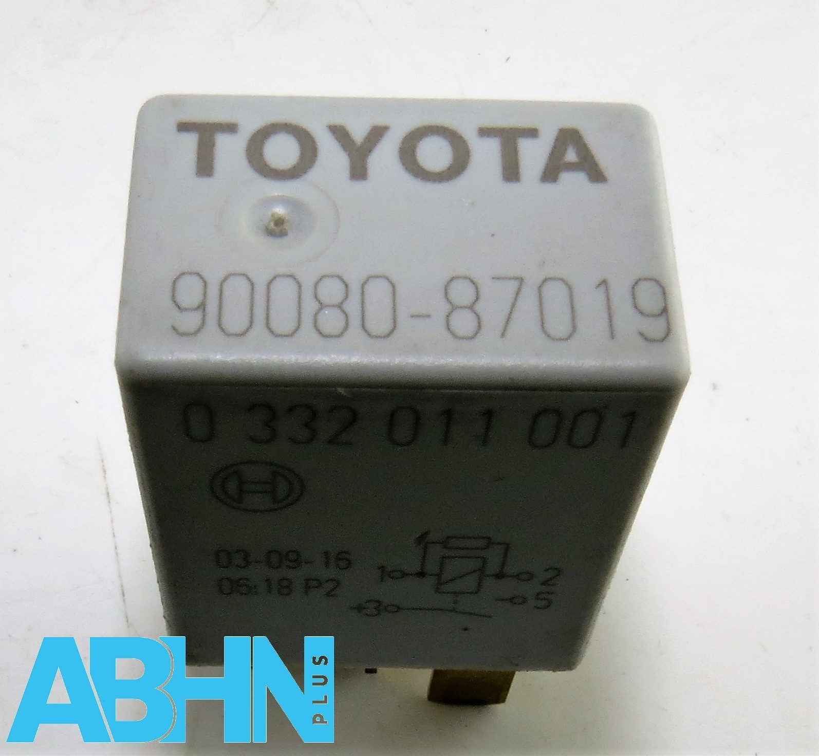 Toyota Avensis Corolla RV4 Yaris Silver Relay Bosch 0332011001/ 90080-87019 - Image 8