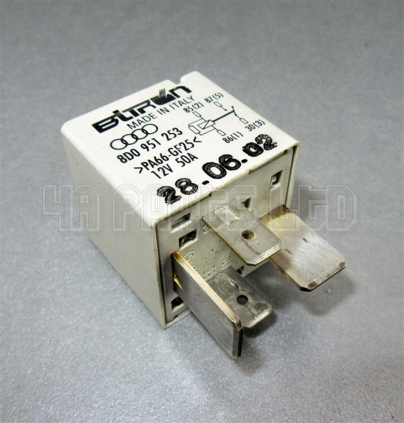 Audi VW Seat Skoda White Relay 8D0951253 (No.370) 4-Pin Bitron 12V 50A - Image 2