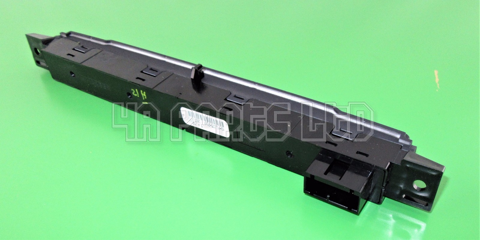 Genuine Land Range Rover Sport RRS /05-09 Hazard DSC TPMS Switch Panel YUL501390 - Image 6