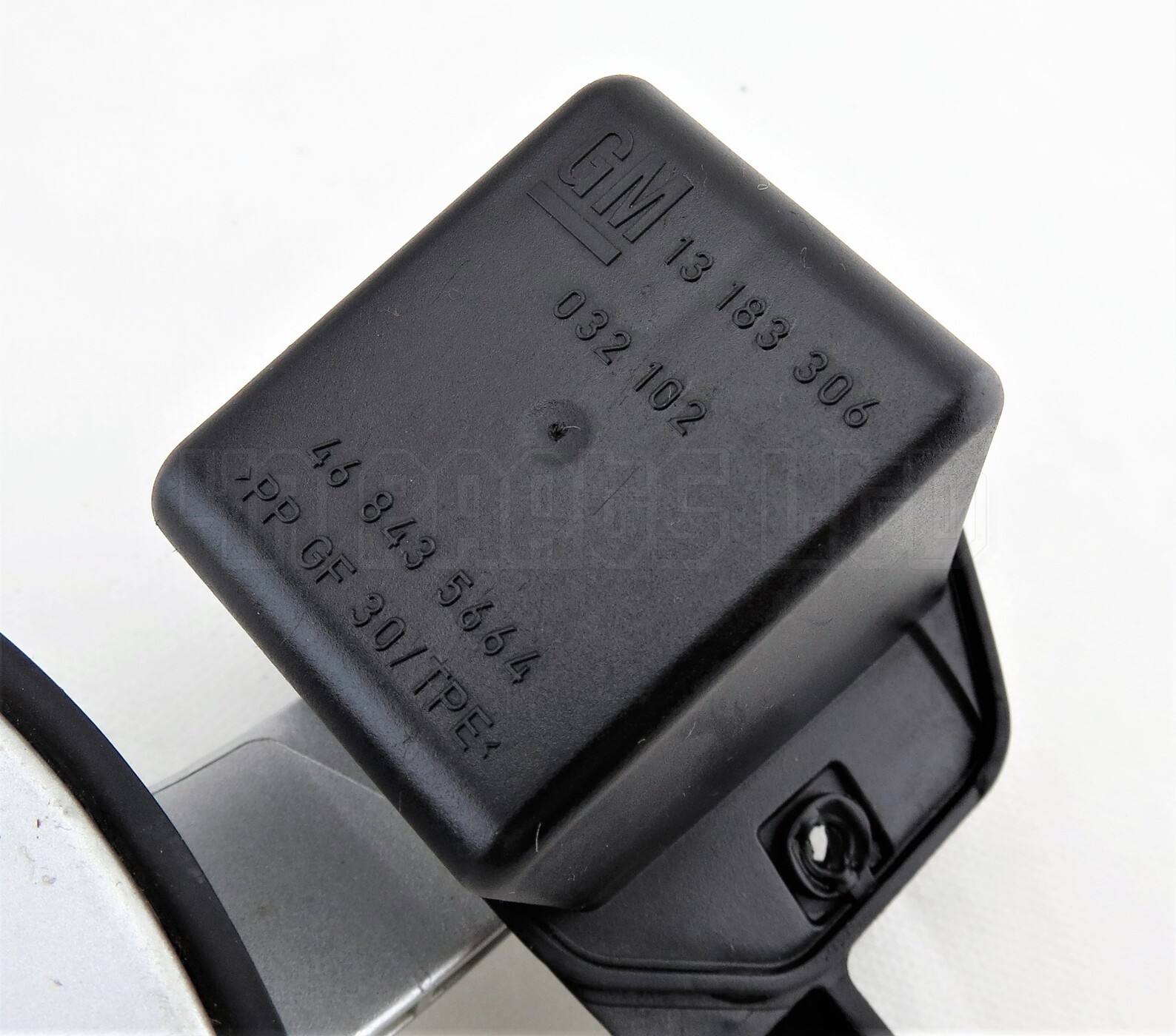 Vauxhall Corsa D MK3 /2006-2014 Fuel-In Flap Cover 13183307 Met Star Silver Z157 - Image 4