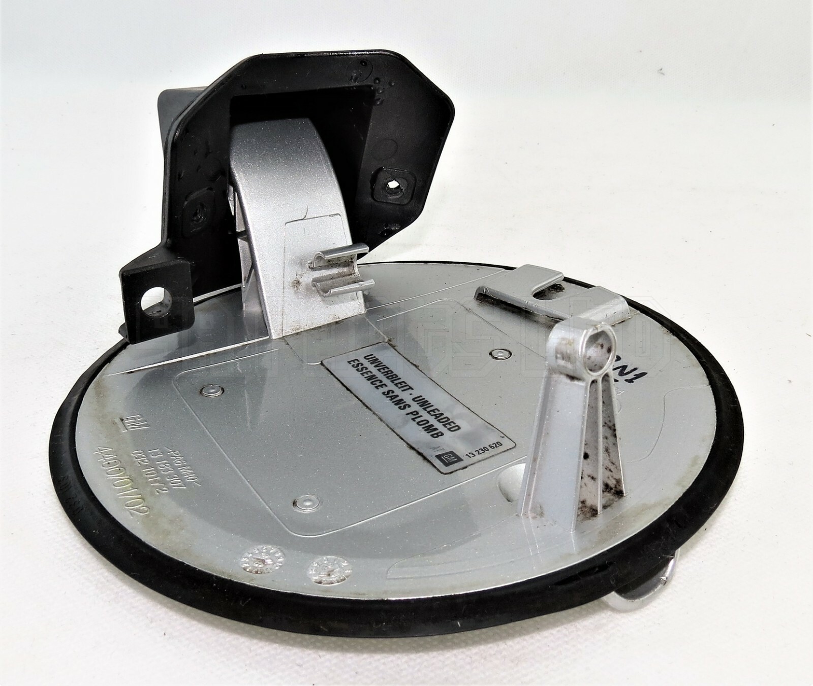 Vauxhall Corsa D MK3 /2006-2014 Fuel-In Flap Cover 13183307 Met Star Silver Z157 - Image 5