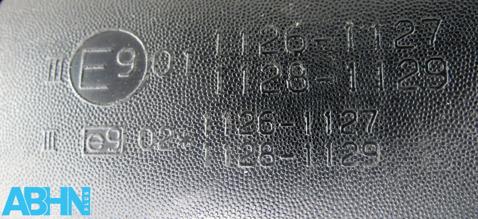 Renault Scenic II Grand (03-09) Right Side Electric Heated Door Mirror Met Red - Image 9